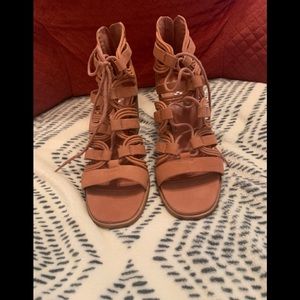 Vince Camuto Pink Sandals Sz 8.5